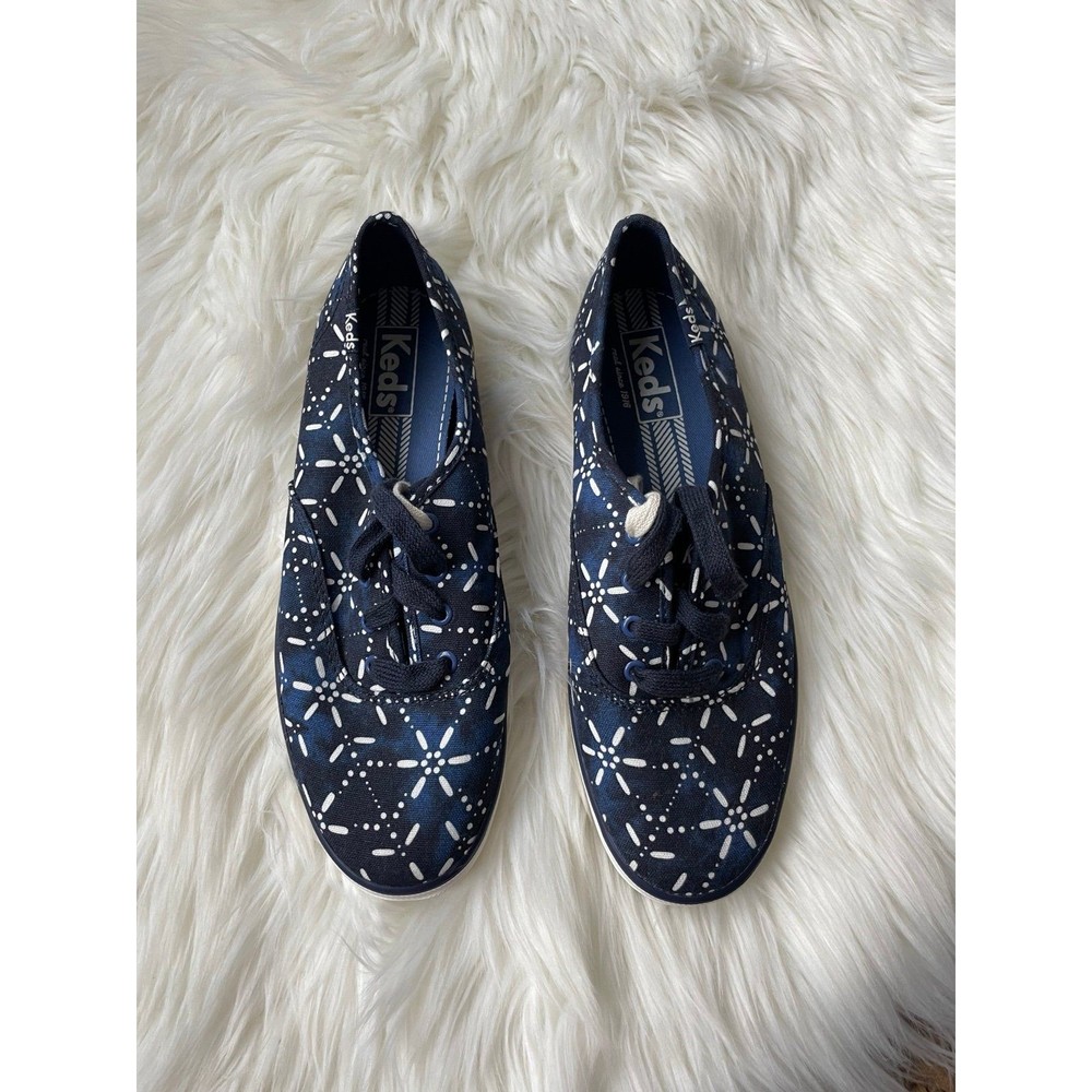 NWOB Keds navy snowflake sneakers size 6.5